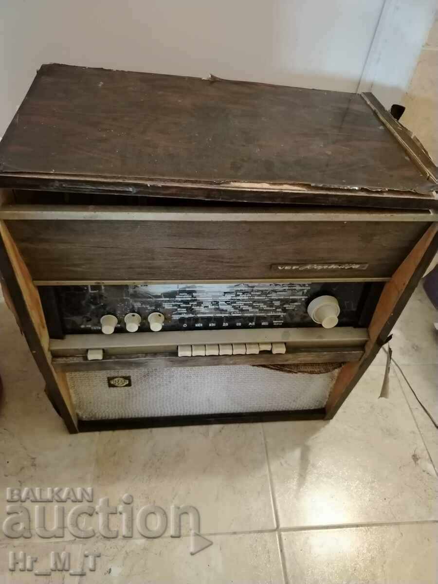 Tube radio gramophone vef - for parts