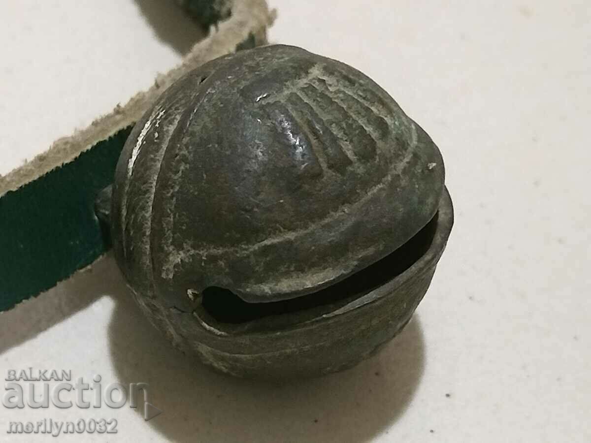 Bronze "nut" type horse cart bell - 19th century - 5 Bronze "nut" type horse cart bell - 19th century - 5