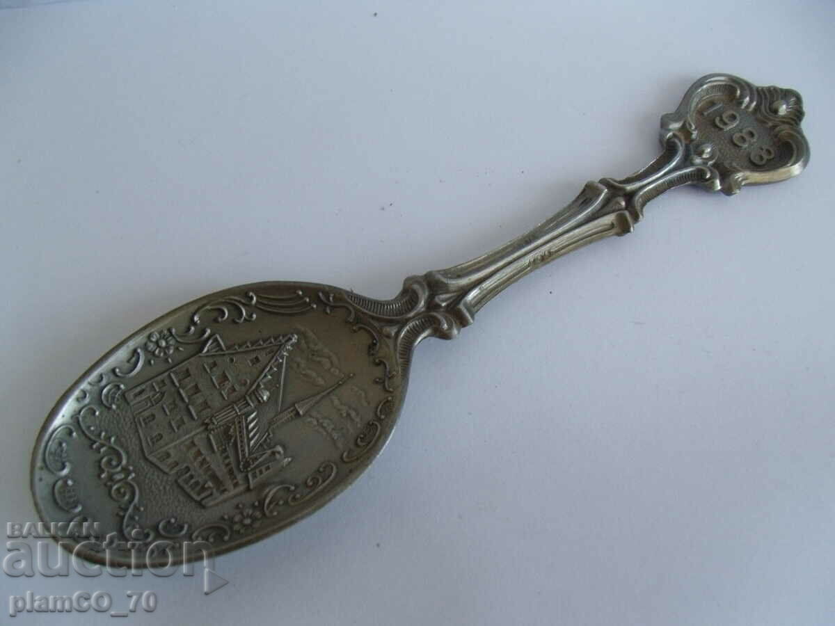 No.*7677 old metal / pewter spoon with stand with price 25.00 BGN | € 12.78 No.*7677 old metal / pewter spoon with stand with price 25.00 BGN | € 12.78