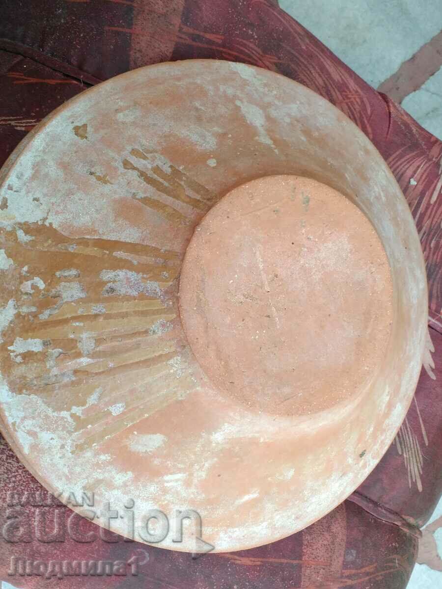 Delivery of LARGE CLAY PAN Delivery of LARGE CLAY PAN