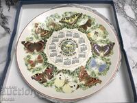 A beautiful Wedgwood porcelain plate