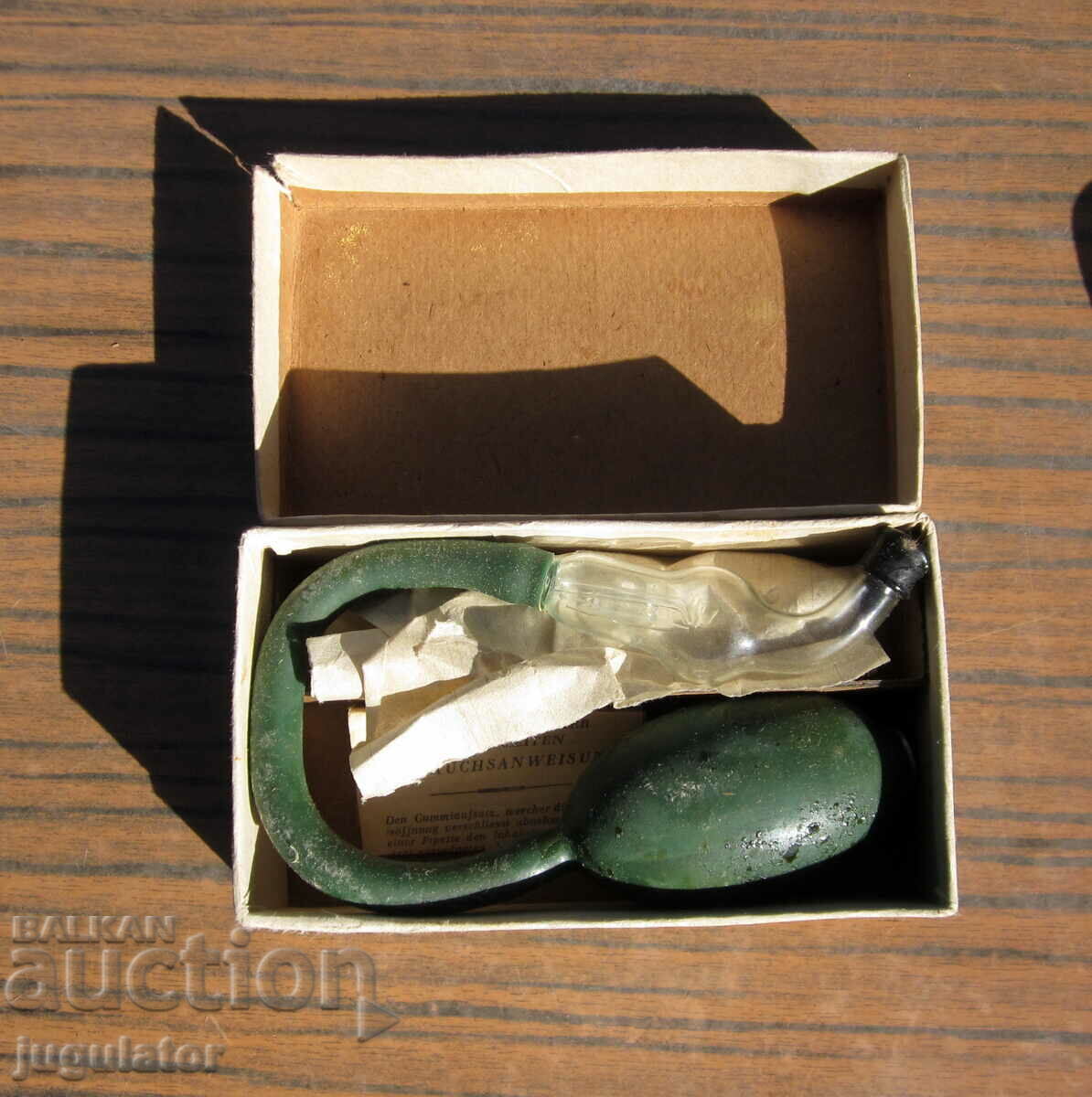 old medical inhaler unused with box and instructions - 6