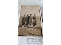 Photo Four young girls at the Sable Assembly 1935