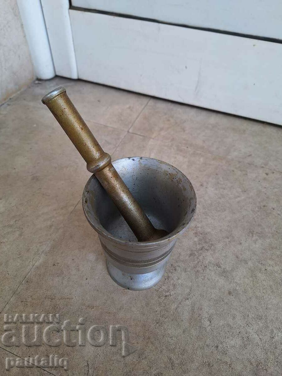 ΚΟΝΙΑΜΑ ΑΛΟΥΜΙΝΙΟΥ με τιμή 12.00 BGN | € 6.14