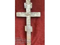 A large mother-of-pearl cross from the 19th century.