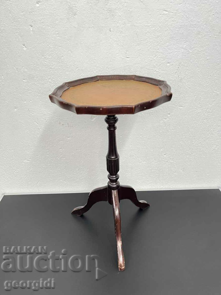 Stylish side table / phone table. #5883