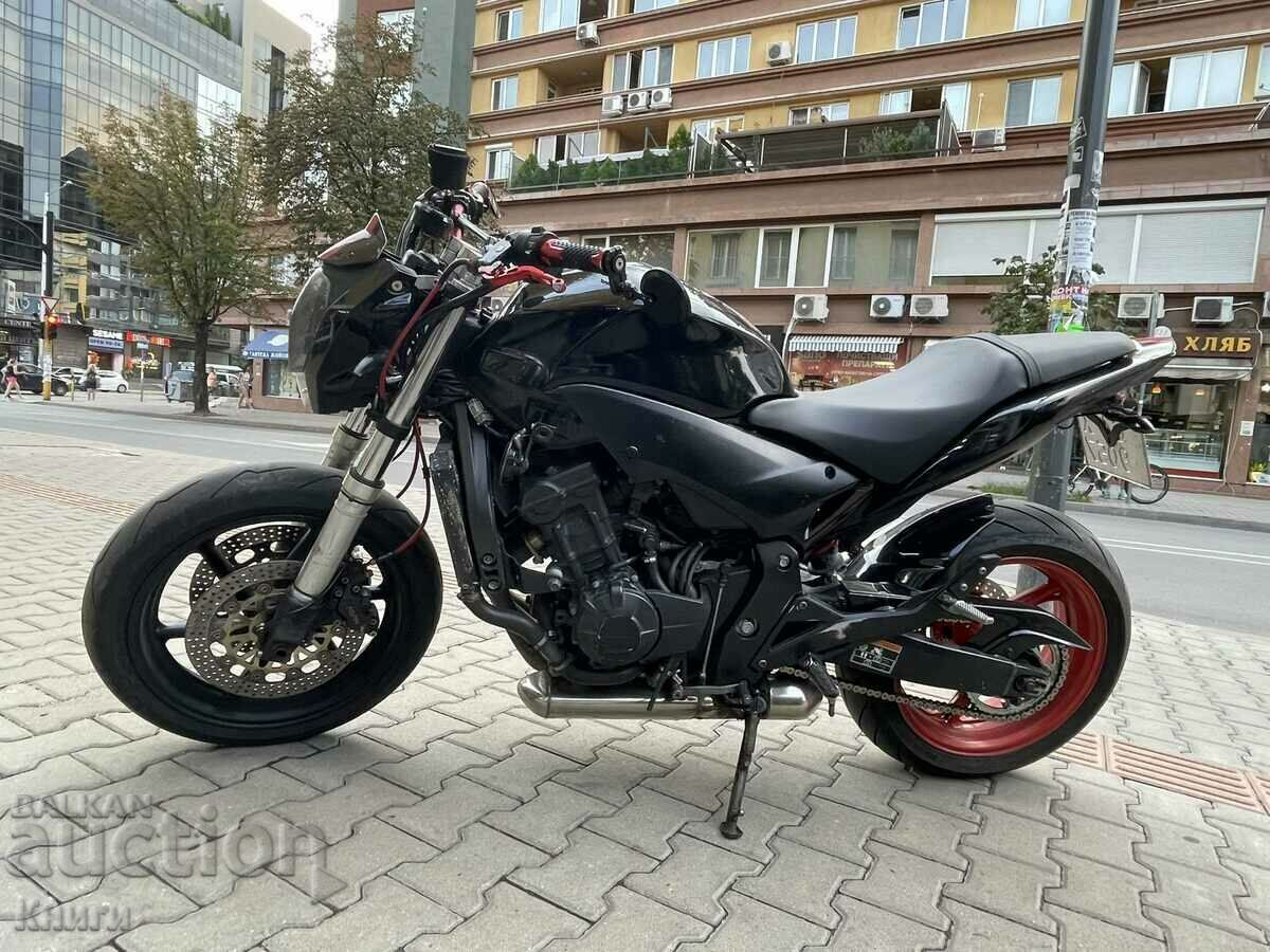 Honda CBR 600 motorcycle - 6 Honda CBR 600 motorcycle - 6