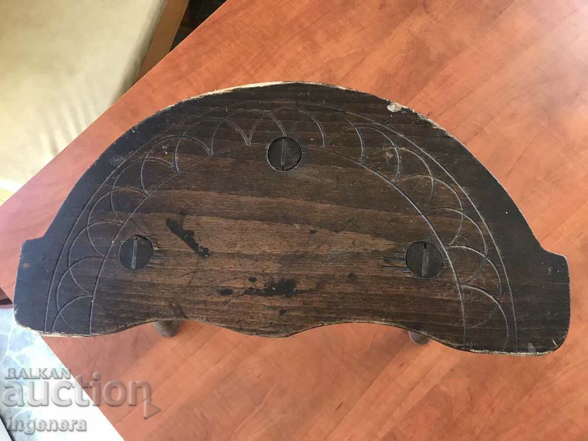 Auction  CHAIR THREE LEGGED CHAIR SOLID WOOD ANTIQUE