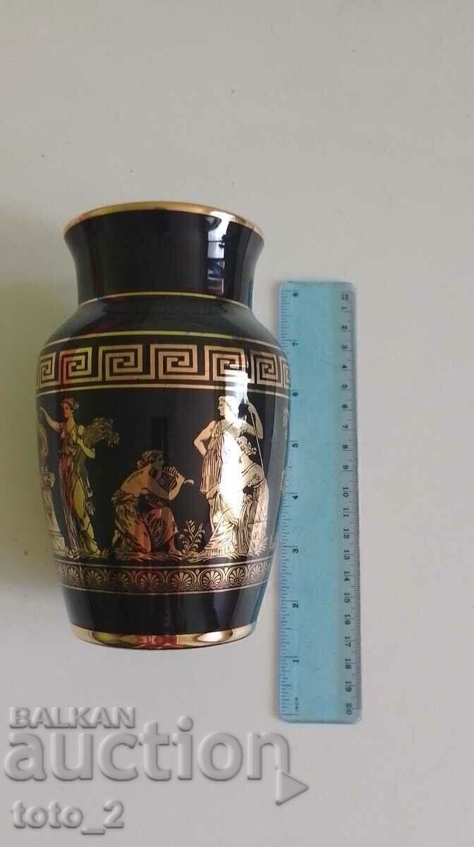 FRUMOASĂ VAZĂ GRECĂ HANDMADE /AUR 24K/CRĂCIUN NAM cu preț 42.00 BGN | € 21.47