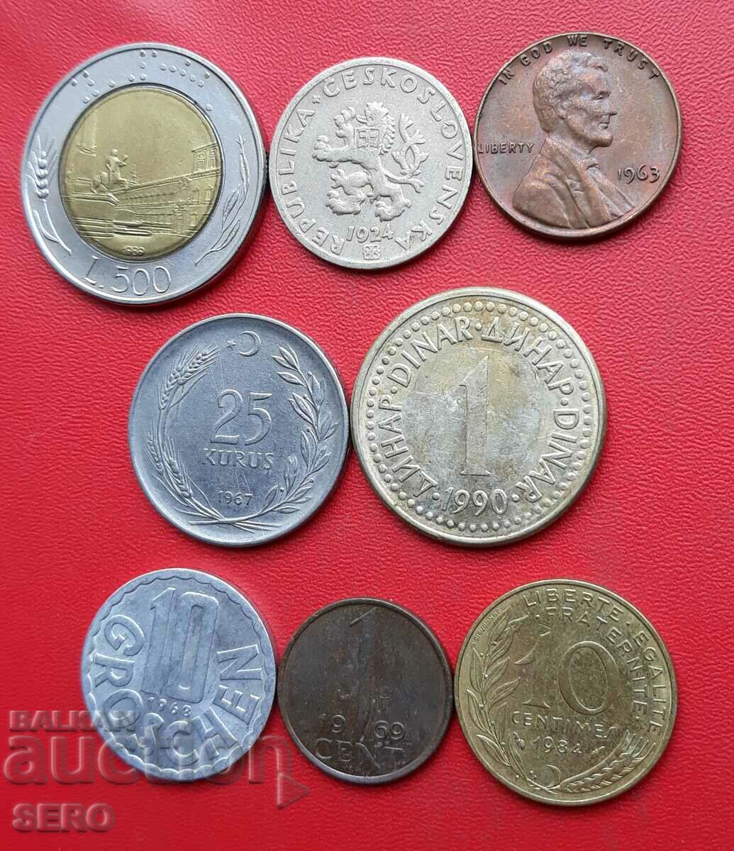 Mixed lot of 8 coins