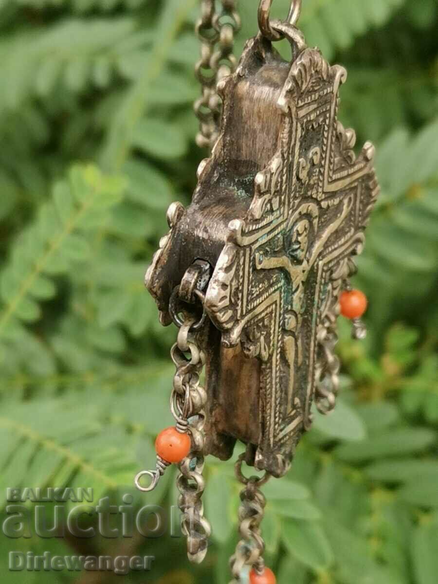 Delivery of Renaissance Silver Cross Delivery of Renaissance Silver Cross