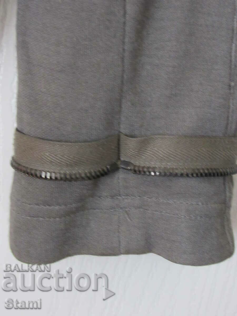 Licitație Geaca de dama marimea 42 Licitație Geaca de dama marimea 42