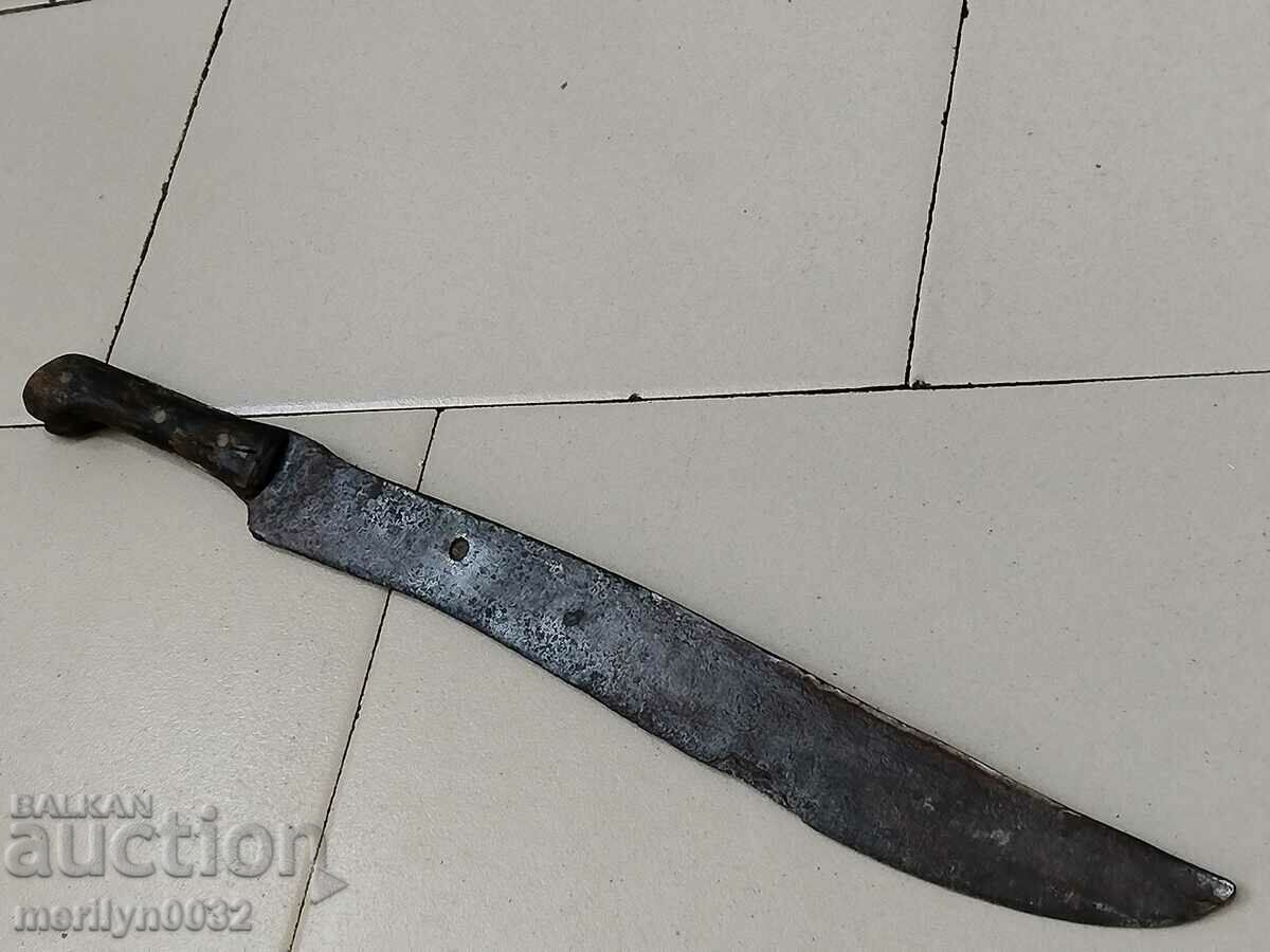 Shepherd's knife with a masterly stamp of horned karakulak with price 286.00 BGN | € 146.23