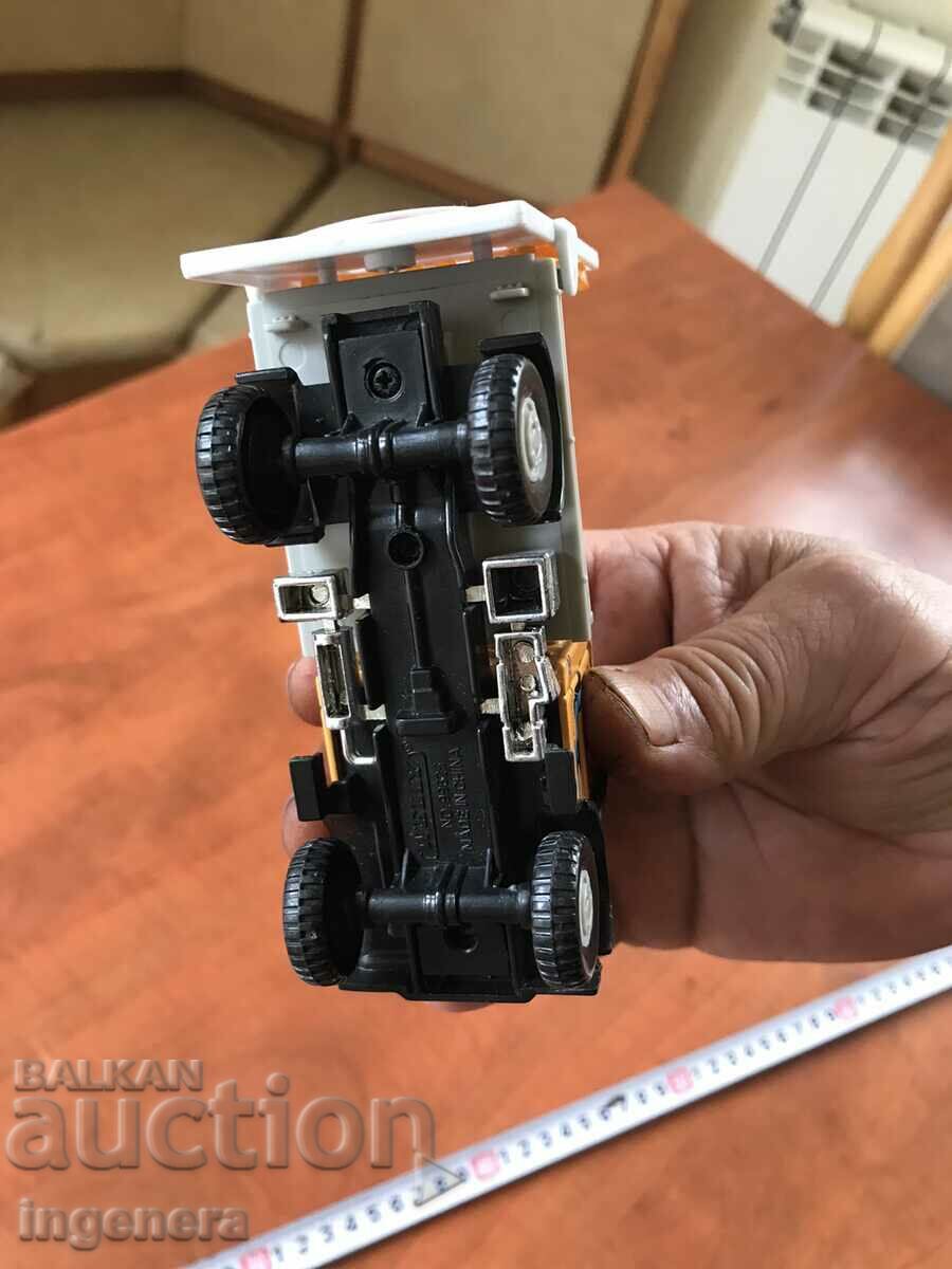 TOY CAR TROLLEY METAL AND PLASTIC - 7