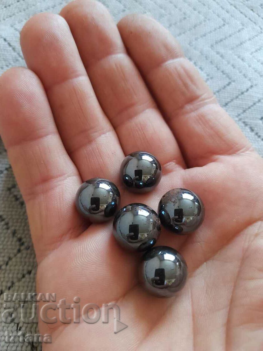 Old metal balls with price 32.00 BGN | € 16.36 Old metal balls with price 32.00 BGN | € 16.36