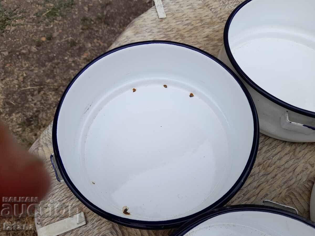 Old enameled food containers - 5