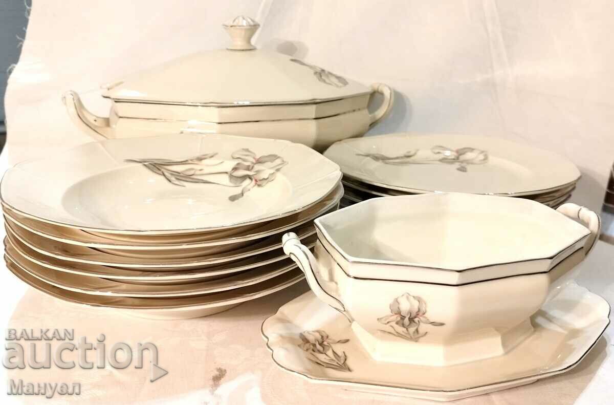 Стар сервиз порцелан Чехия(30-40 г.на XX век). с цена 200.00 лв. | € 102.26 Стар сервиз порцелан Чехия(30-40 г.на XX век). с цена 200.00 лв. | € 102.26