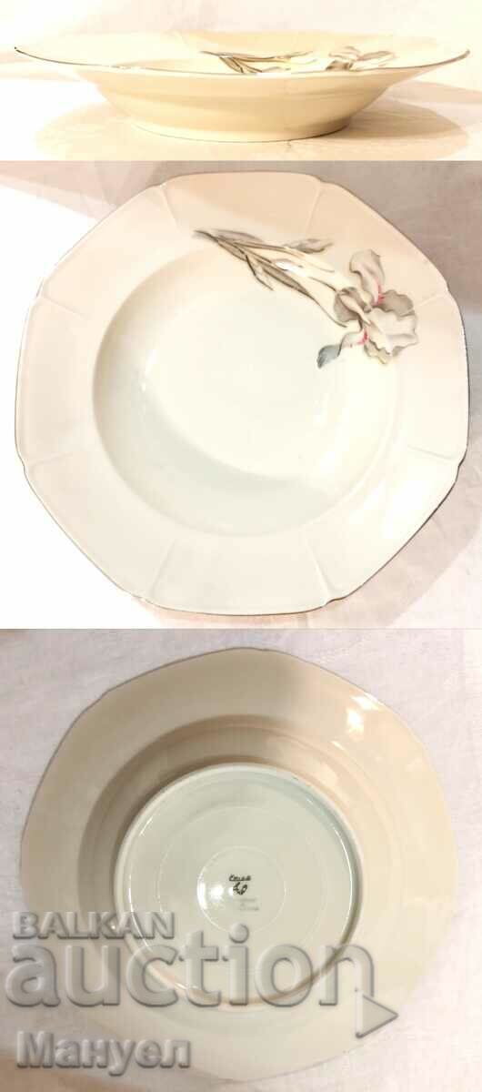 Доставка на Стар сервиз порцелан Чехия(30-40 г.на XX век). Доставка на Стар сервиз порцелан Чехия(30-40 г.на XX век).