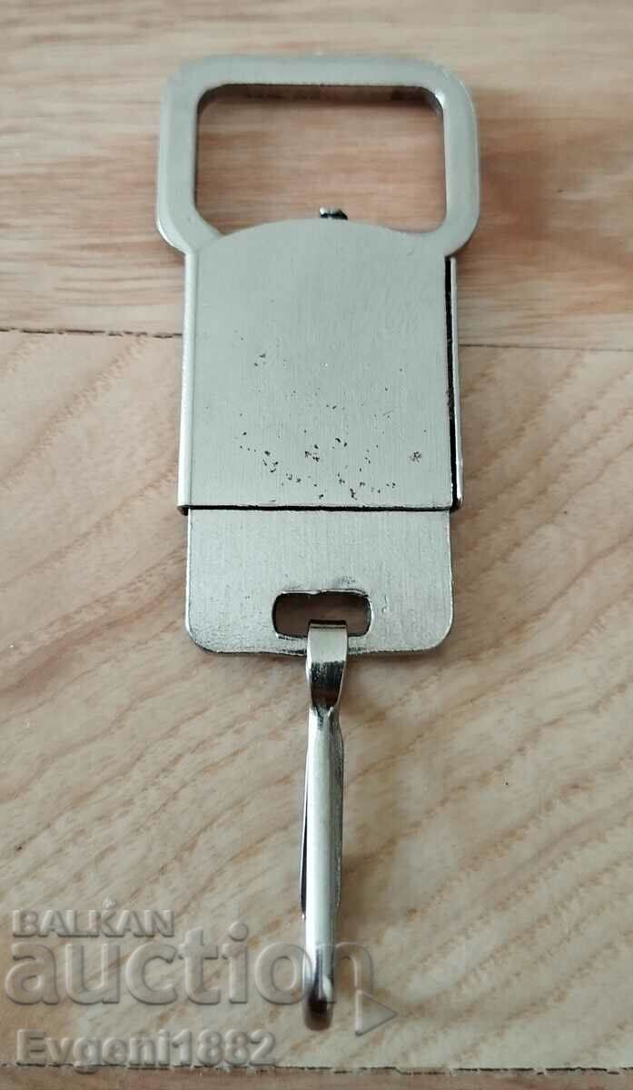 Breloc vechi Philips Philips Radio de la Soca cu preț 10.00 BGN | € 5.11 Breloc vechi Philips Philips Radio de la Soca cu preț 10.00 BGN | € 5.11