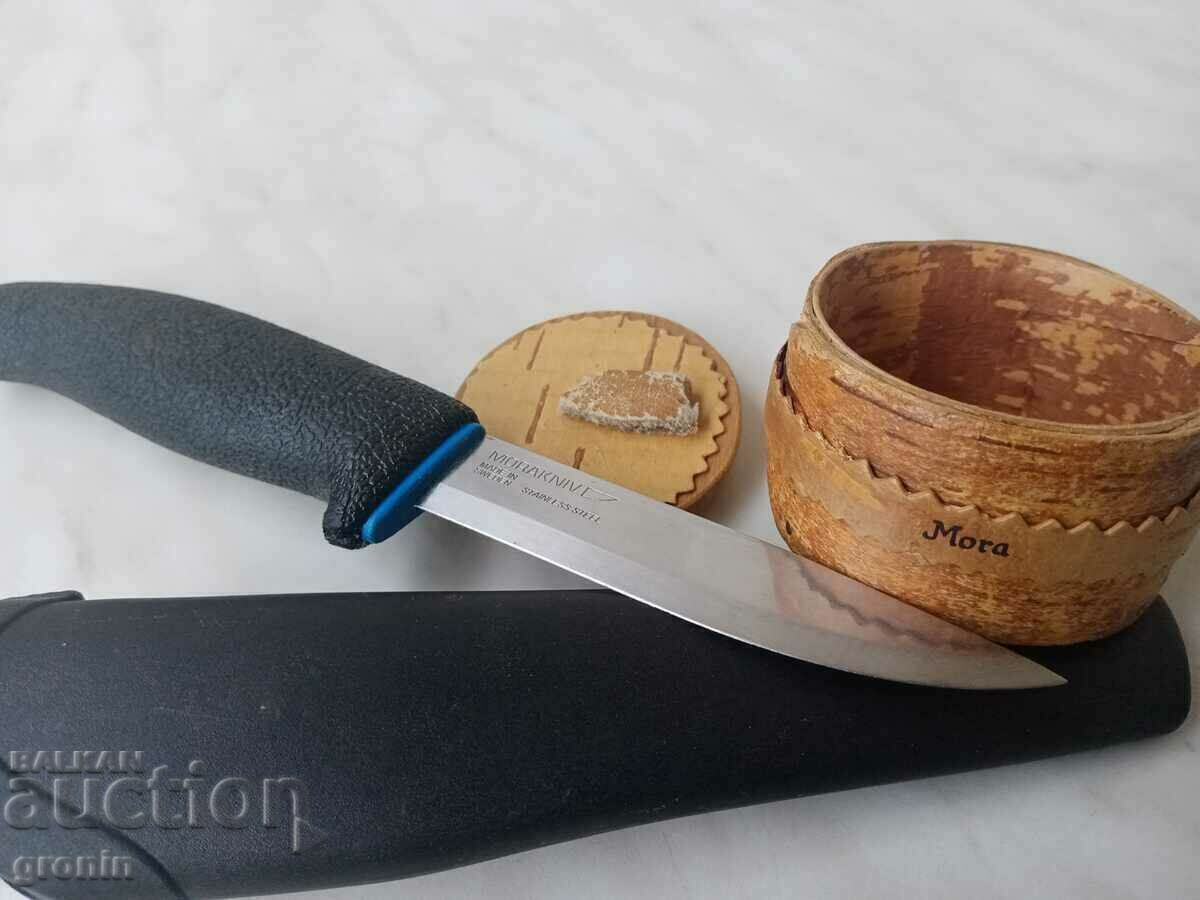 Lot Cuțit MORA, MORA, Fabricat în Suedia, și o cutie de mesteacăn Lot Cuțit MORA, MORA, Fabricat în Suedia, și o cutie de mesteacăn