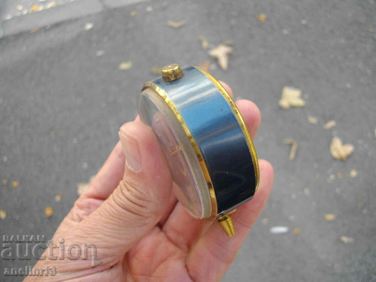 Delivery of DIEHL CAVALIER COLLECTIBLE ALARM CLOCK Delivery of DIEHL CAVALIER COLLECTIBLE ALARM CLOCK