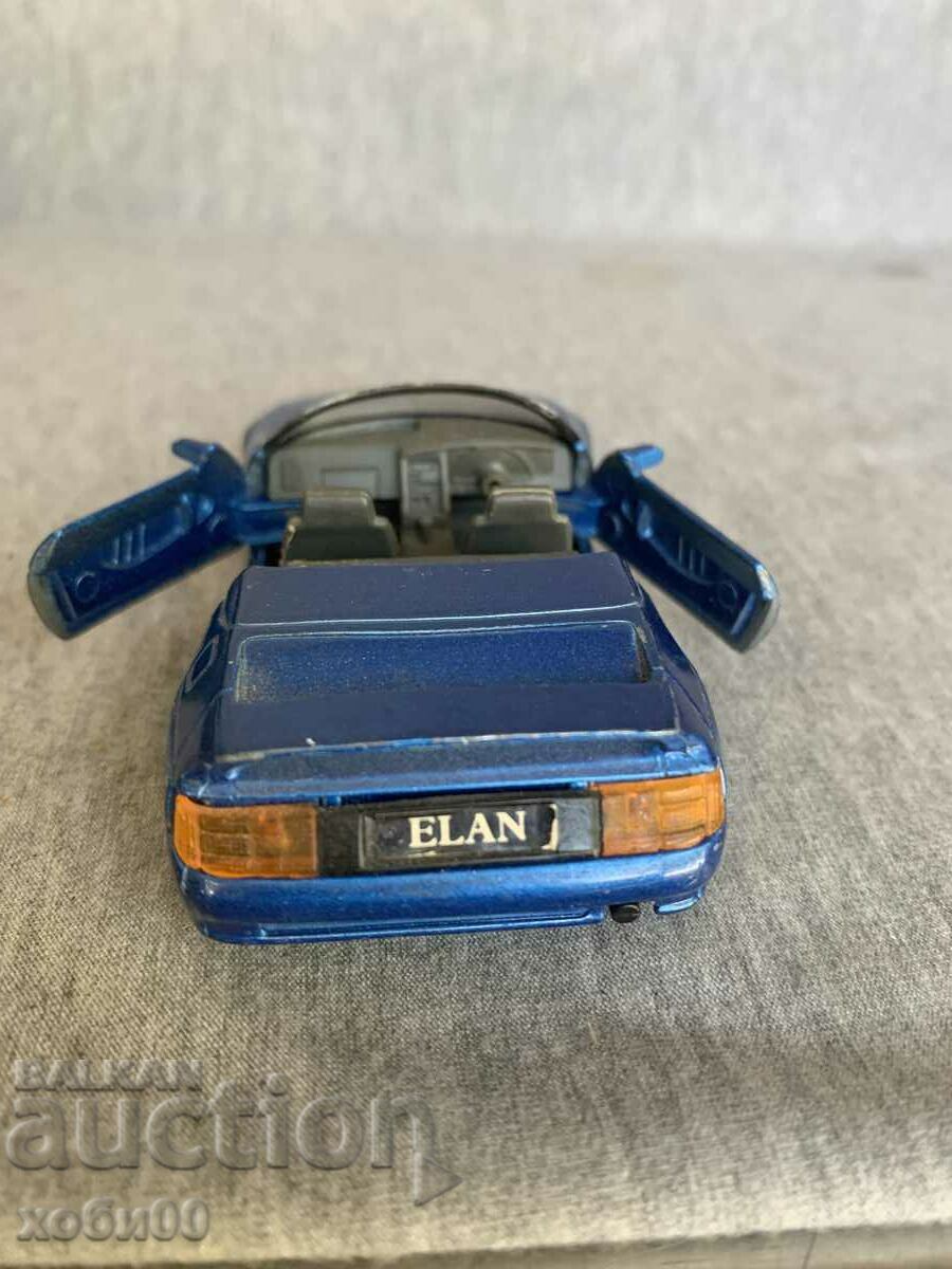 Delivery of trolley 37 Delivery of trolley 37