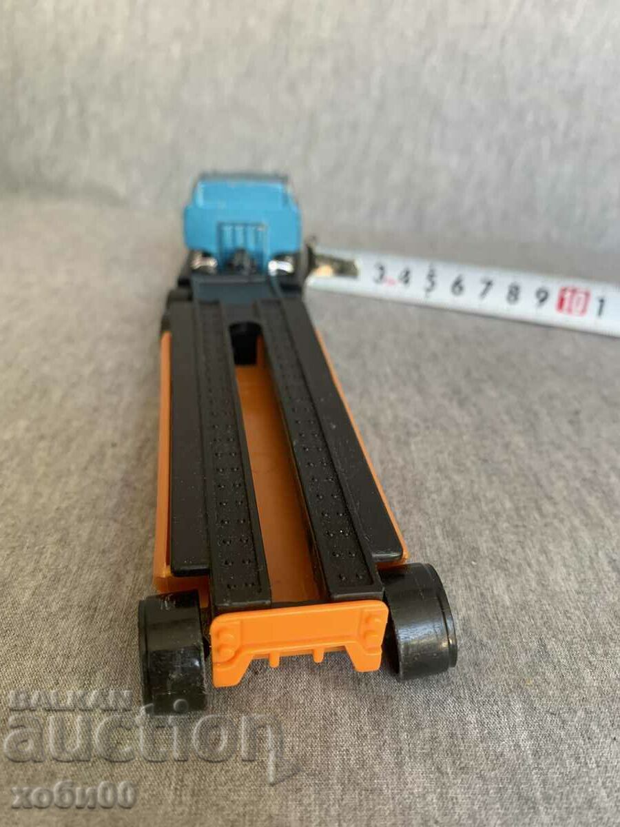 Доставка на количка 25 Доставка на количка 25