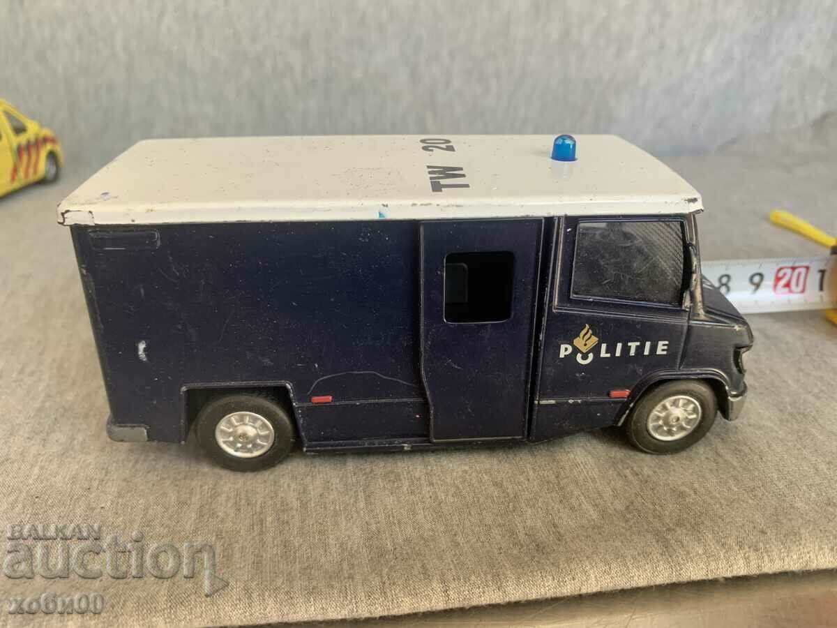 trolley 16 with price 12.00 BGN | € 6.14 trolley 16 with price 12.00 BGN | € 6.14