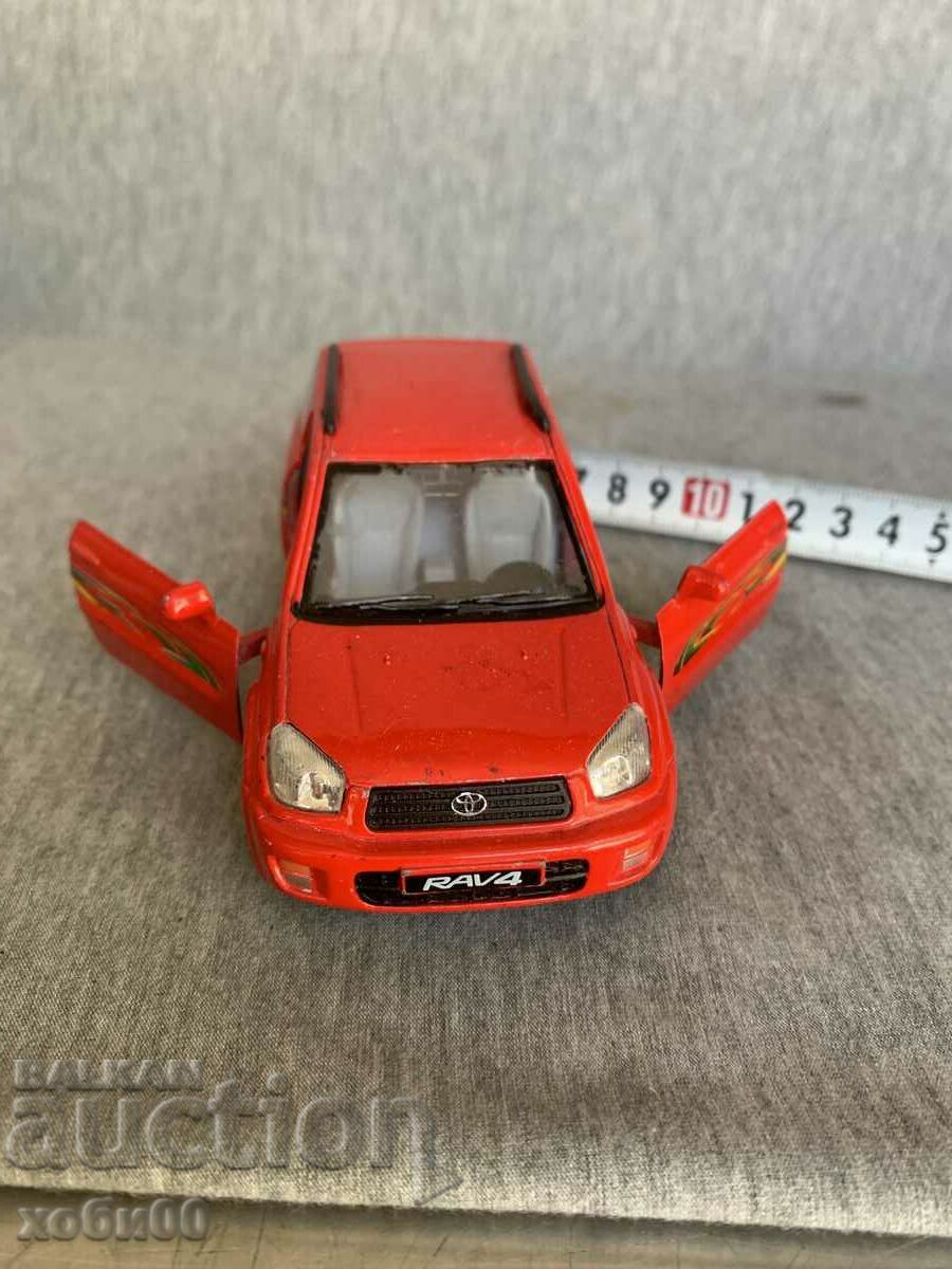 Auction trolley 12 Auction trolley 12