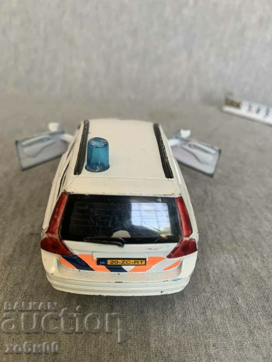 Delivery of trolley 9