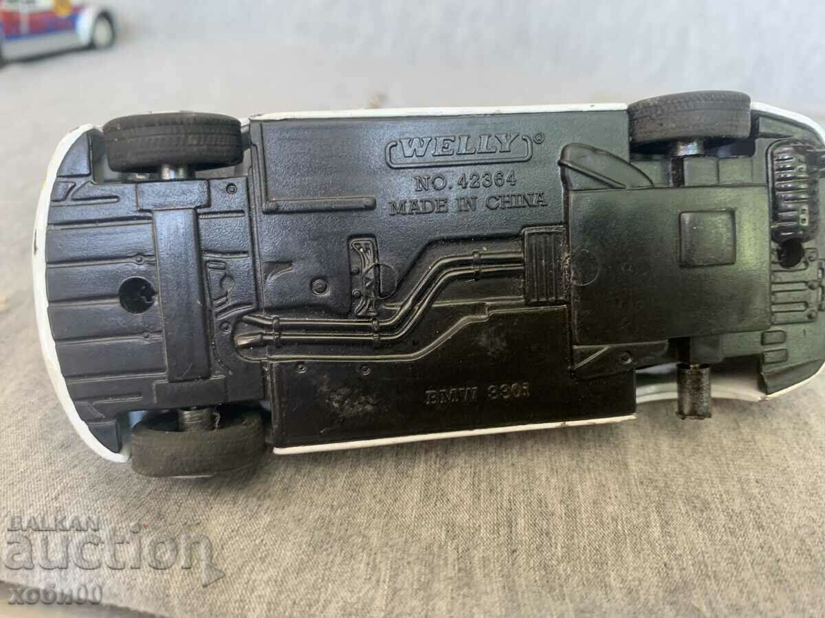 trolley 8 - 5 trolley 8 - 5