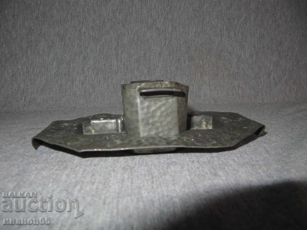 old court with price 10.00 BGN | € 5.11 old court with price 10.00 BGN | € 5.11