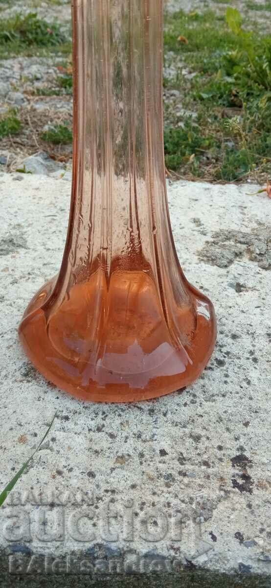 Auction Tall vase of colored glass Auction Tall vase of colored glass