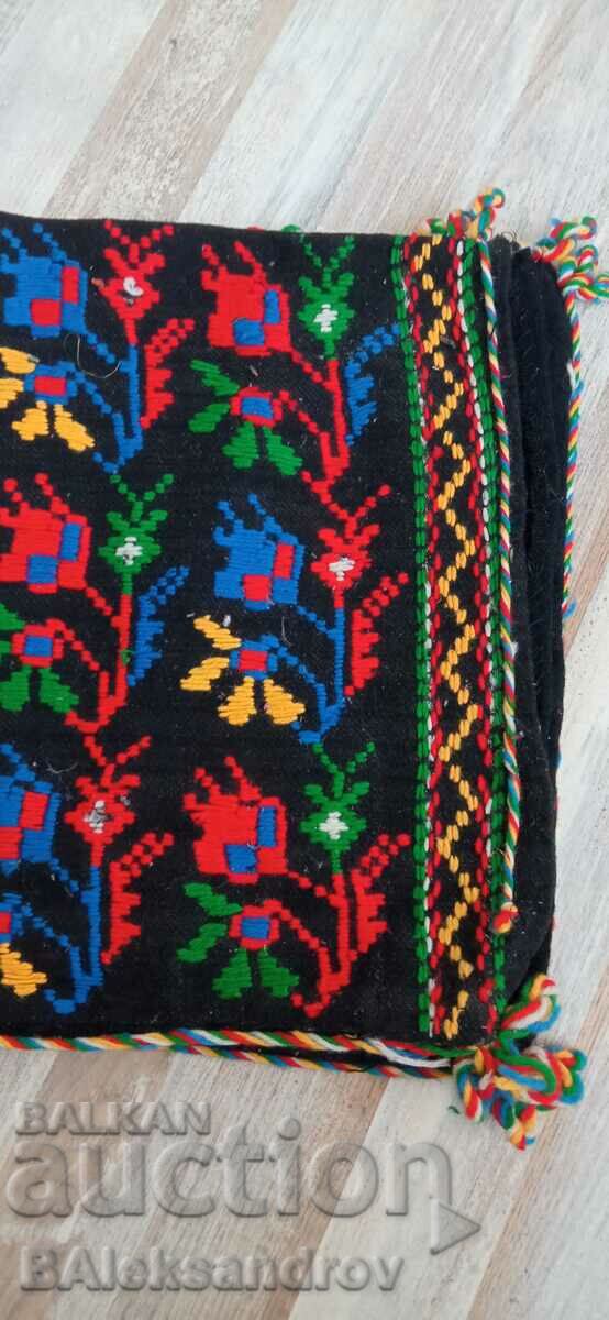 Revival handwoven patterned cover - 6