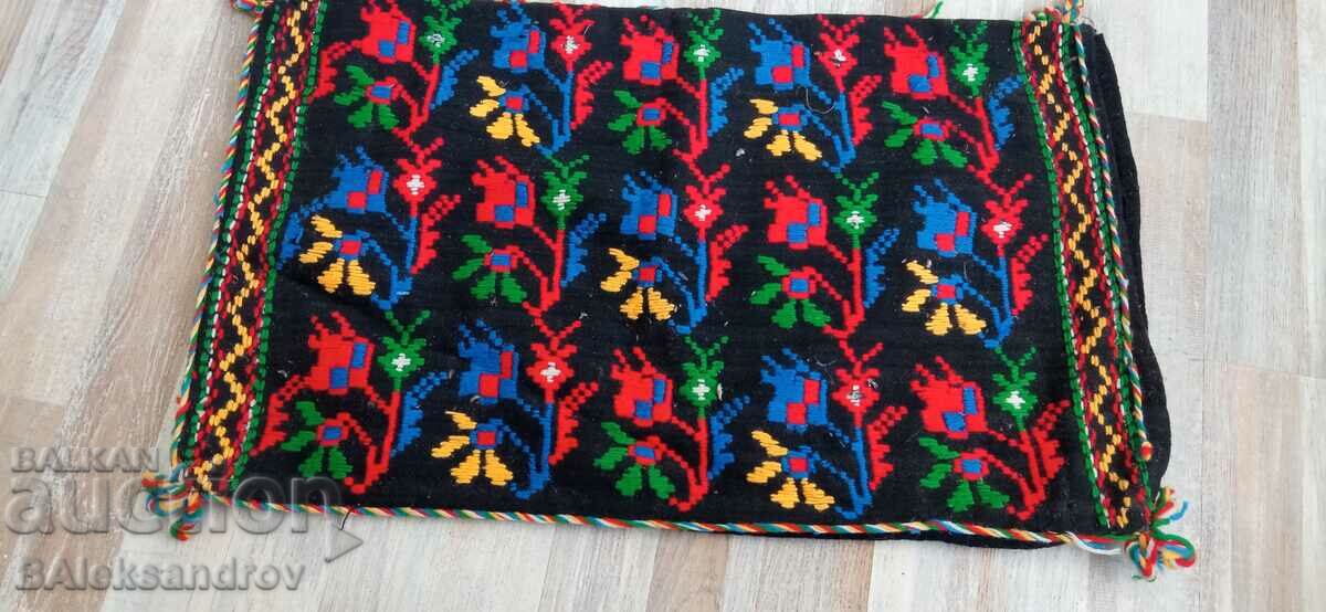 Revival handwoven patterned cover