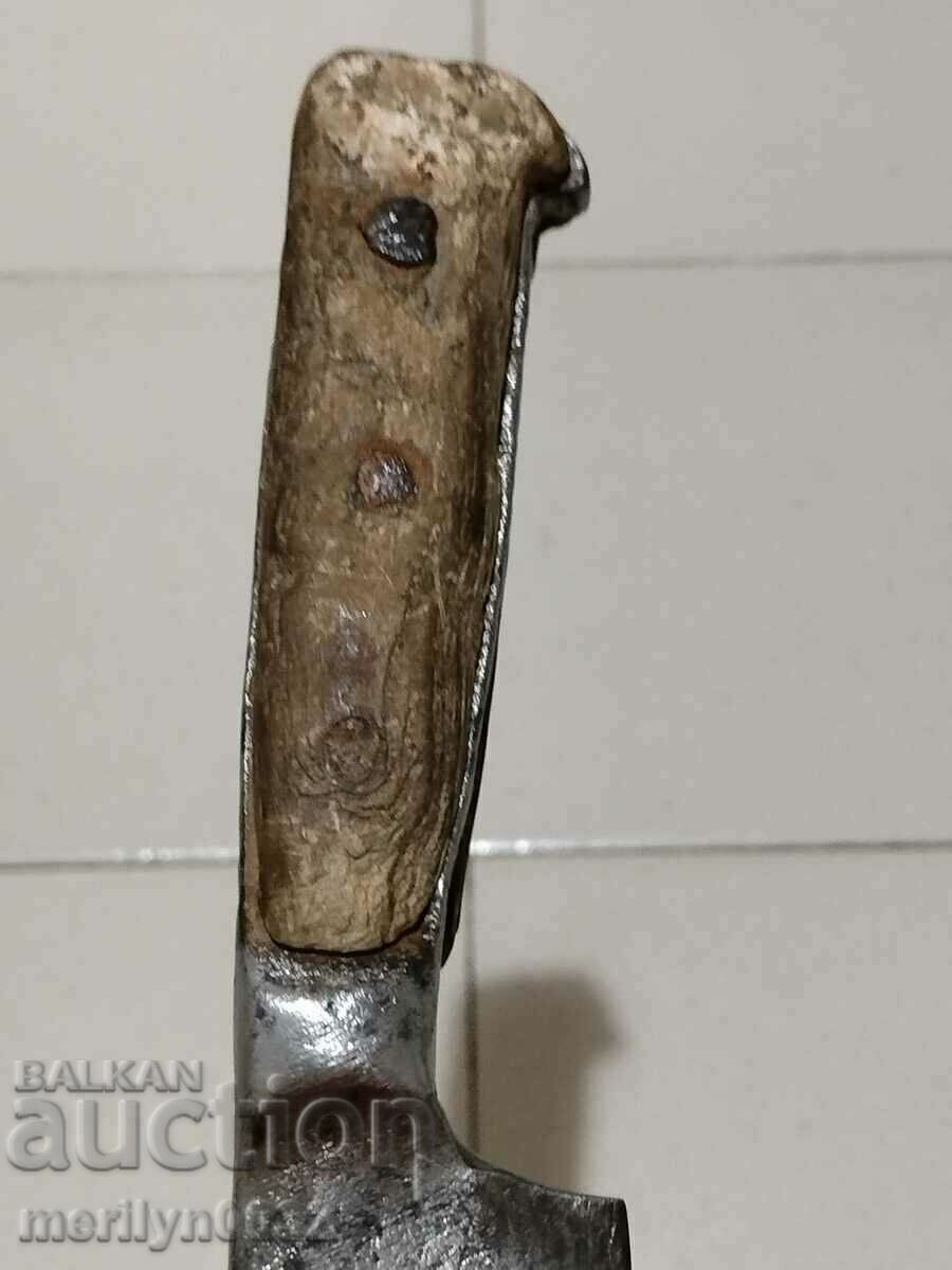 Кован овчарски нож каракулак с чирени от биволски рог острие - 6