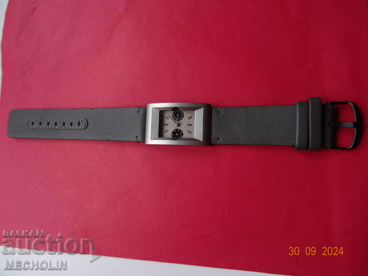 COLLECTIBLE original AUDI quartz - 6 COLLECTIBLE original AUDI quartz - 6