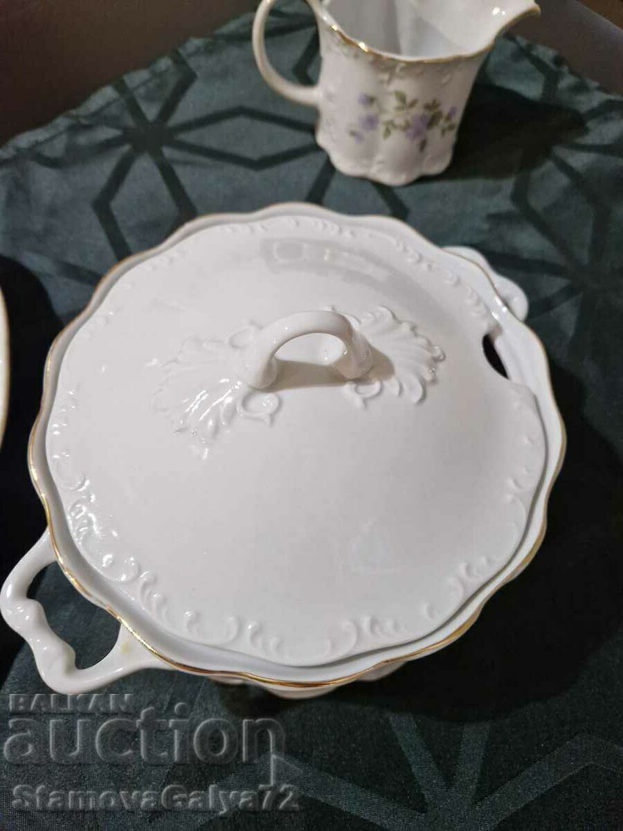 Auction A wonderful antique collectible Bulgarian porcelain soup bowl Auction A wonderful antique collectible Bulgarian porcelain soup bowl