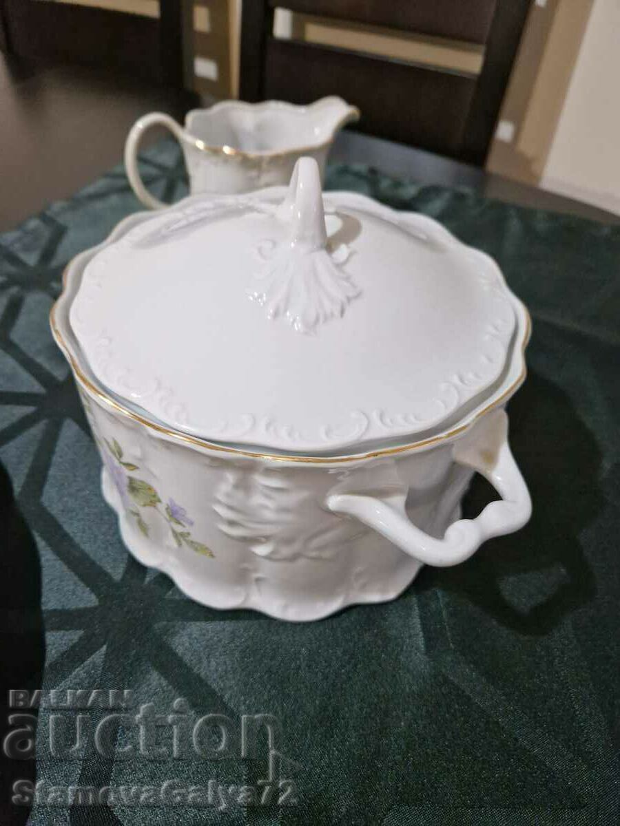 Delivery of A wonderful antique collectible Bulgarian porcelain soup bowl Delivery of A wonderful antique collectible Bulgarian porcelain soup bowl