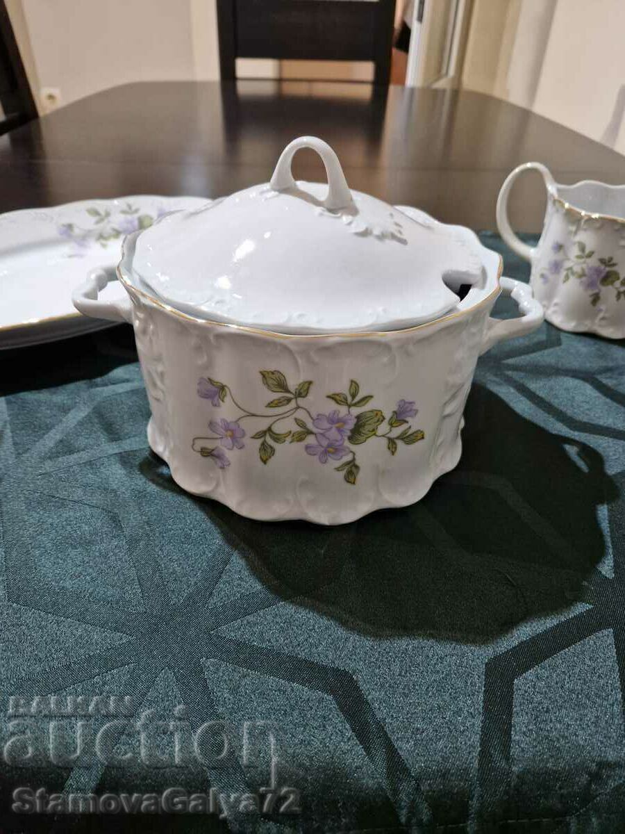 A wonderful antique collectible Bulgarian porcelain soup bowl A wonderful antique collectible Bulgarian porcelain soup bowl