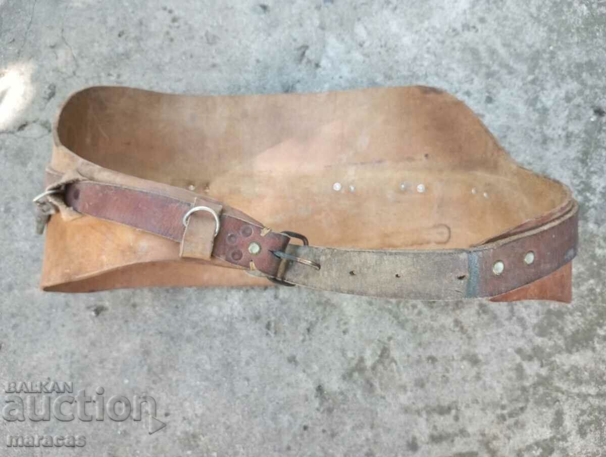 Auction  Old leather belt.