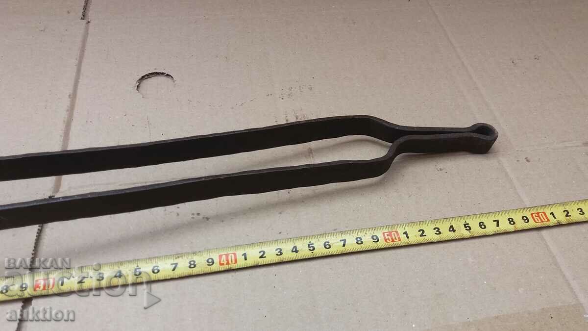 WROUGHT DILAF, FIREPLACE STAND - 5 WROUGHT DILAF, FIREPLACE STAND - 5