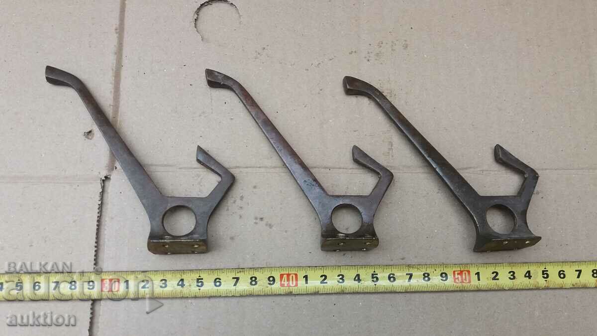 Auction LOT OF 3 BRONZE HANGERS - SOLID Auction LOT OF 3 BRONZE HANGERS - SOLID