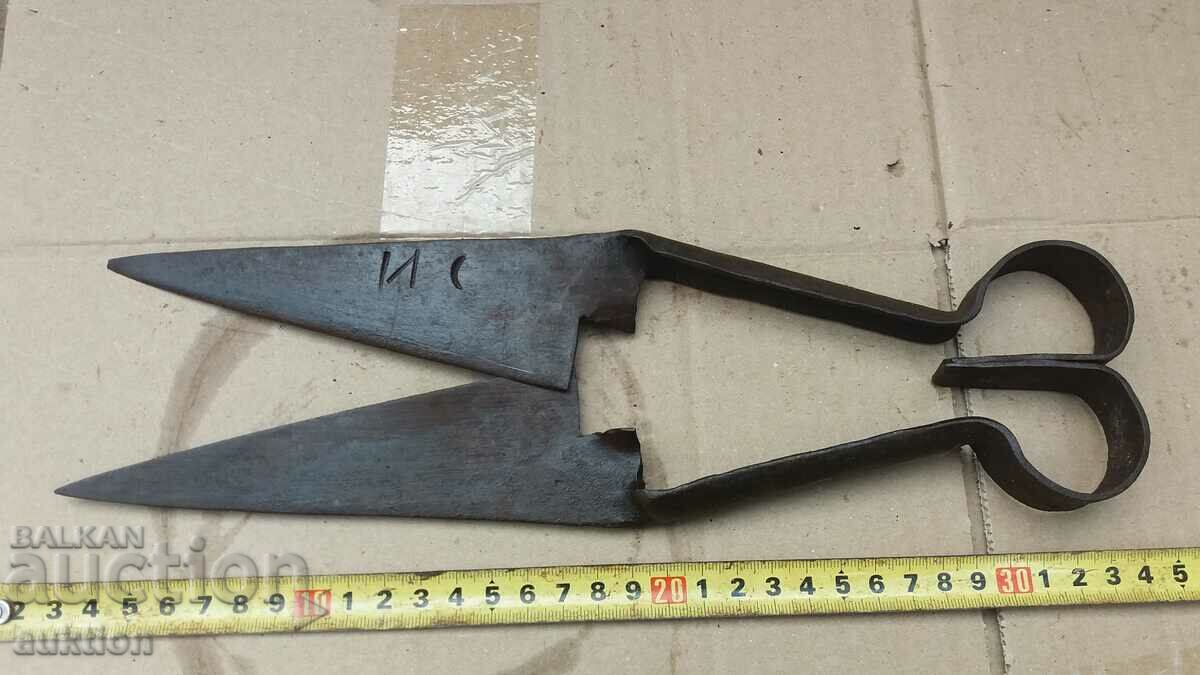 OLD SHEEP SHEARS