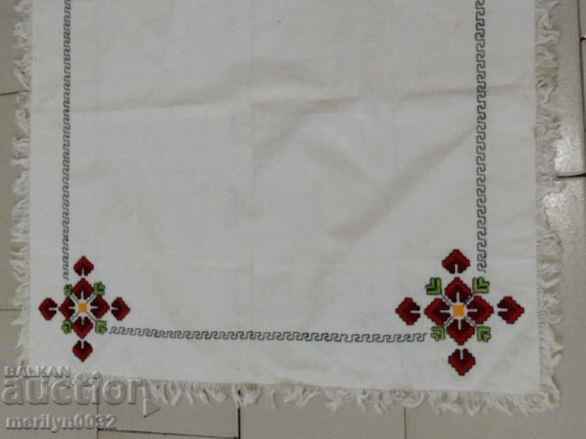 Auction Old embroidered check, tablecloth, milo, Bulgarian embroidery Auction Old embroidered check, tablecloth, milo, Bulgarian embroidery