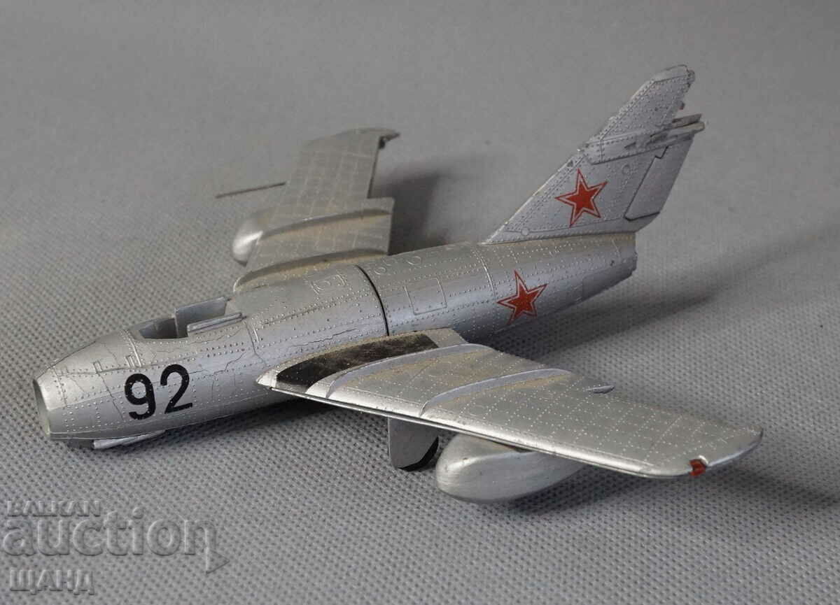 MIG 15 Vechi model rusesc de jucărie din metal, avion de luptă