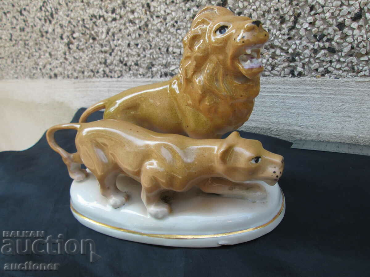 OLD PORCELAIN FIGURE LION AND LIONESS