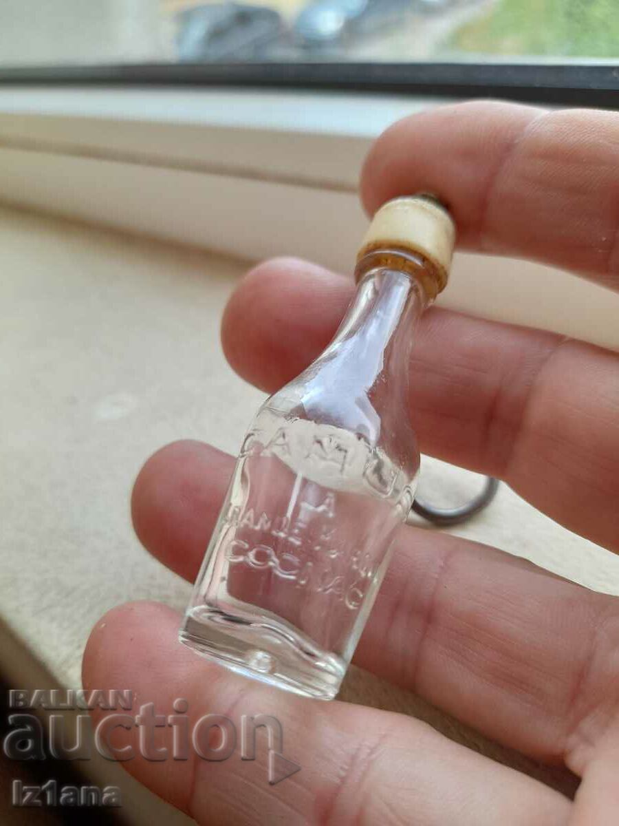 Old Camus cognac key ring with price 16.00 BGN | € 8.18 Old Camus cognac key ring with price 16.00 BGN | € 8.18