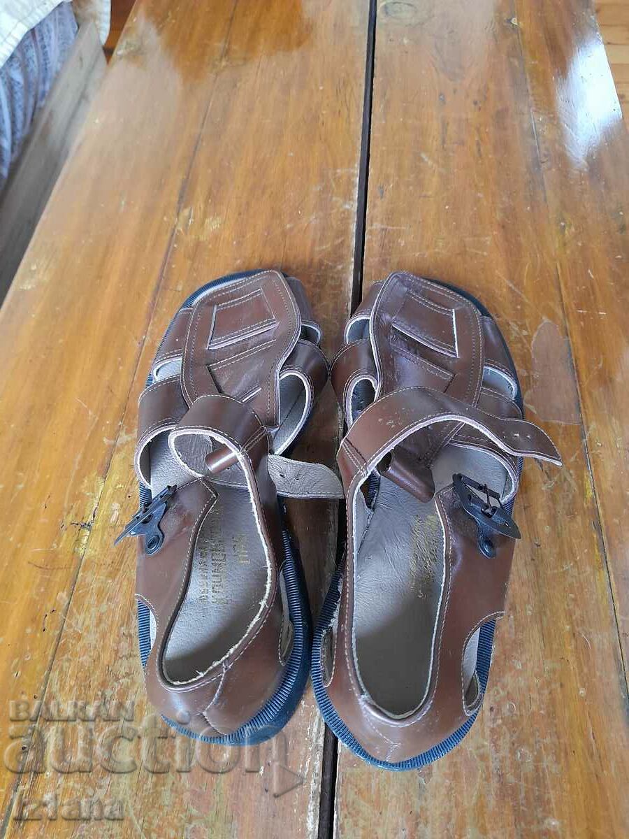 Livrarea Sandale vechi din Krumovgrad