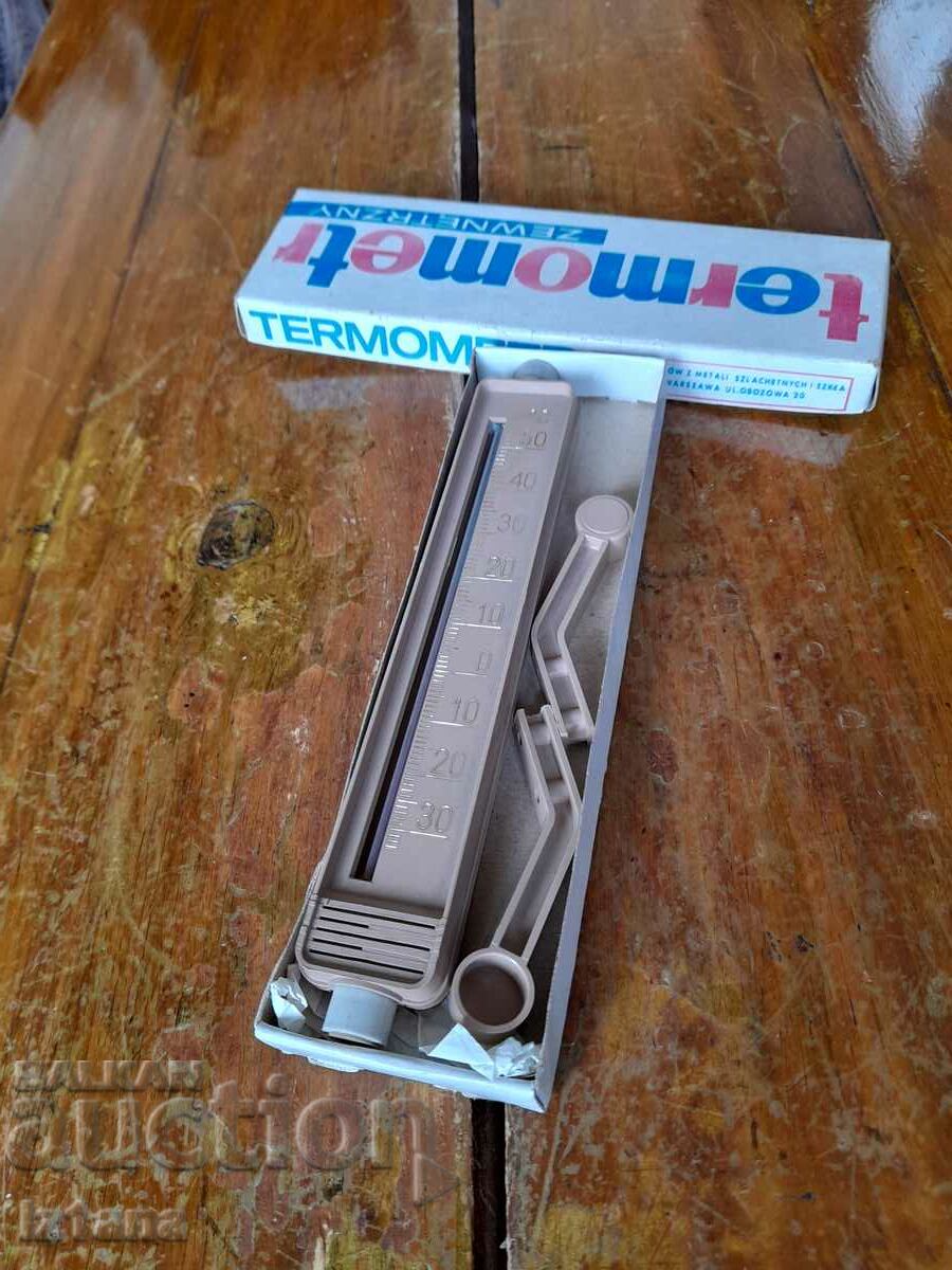 Παλιό θερμόμετρο δωματίου με τιμή 27.00 BGN | € 13.80 Παλιό θερμόμετρο δωματίου με τιμή 27.00 BGN | € 13.80